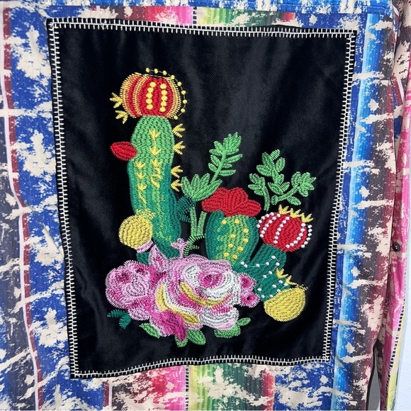Lucky & Blessed Top Women Large Cactus Embroidered Suede Boho Western Shirt Y - Picture 4 of 7